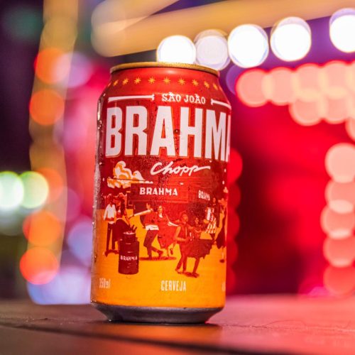 Brahma lança lata decorada para celebrar o São João no Nordeste