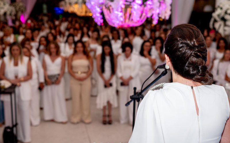 Noite Real marca abertura da programação do 9º Encontro Mulheres que Marcam em Natal