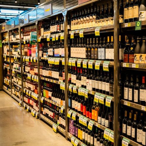 Esquenta aniversário Pão de Açúcar: rede oferece até 70% de desconto em vinhos neste FDS