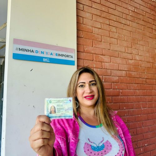 Programa “Dignidade tem Nome” promove retificação de nome para pessoas trans e travestis