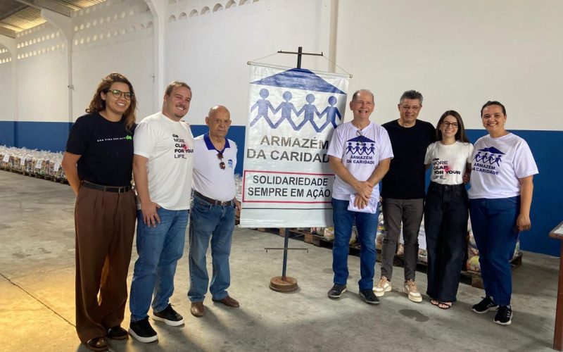 Nos 30 anos do Armazém da Caridade, Clap do Bem doa 11 toneladas de alimentos