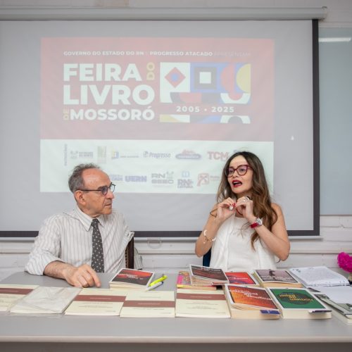 Segunda noite da Feira do Livro de Mossoró destaca importância do Cordel
