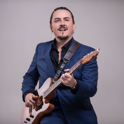Últimos ingressos para Dino Fonseca na turnê Back To The 80’s nesse domingo (31) em Natal