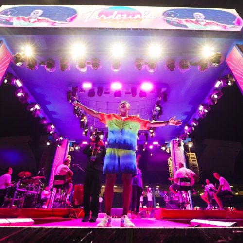 Tardezinha desembarca na Arena das Dunas e celebra 10 anos da ‘Poderosa’ no sábado (30)