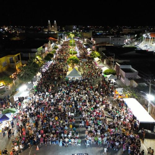 Feirinha da Nossa Gente bate recorde e movimenta cultura e economia de Pau dos Ferros