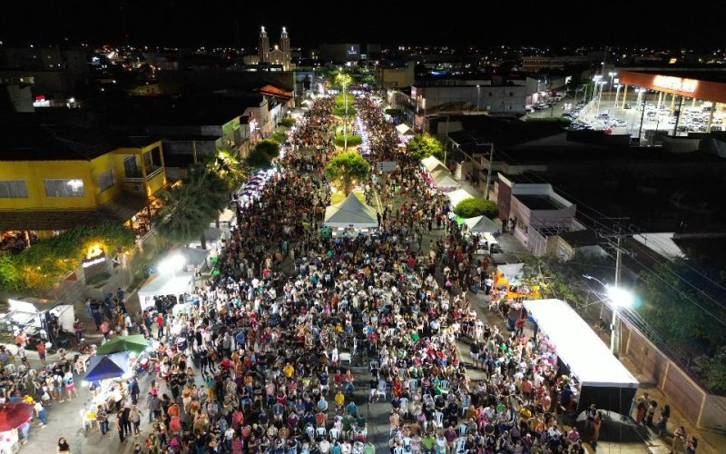 Feirinha da Nossa Gente bate recorde e movimenta cultura e economia de Pau dos Ferros
