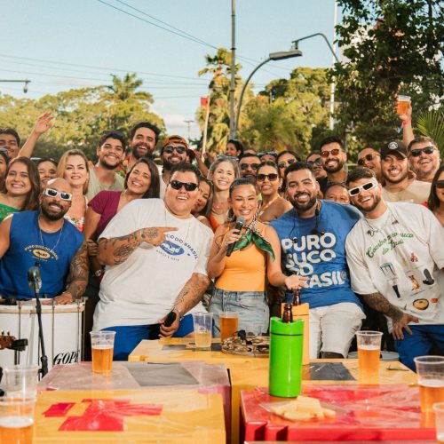 Simone Mendes e Menos é Mais fazem história com o hit “P do Pecado” e batem recorde