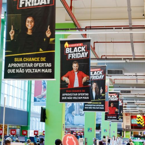 Ferreira Costa dá largada à Black Friday com descontos de até 60%