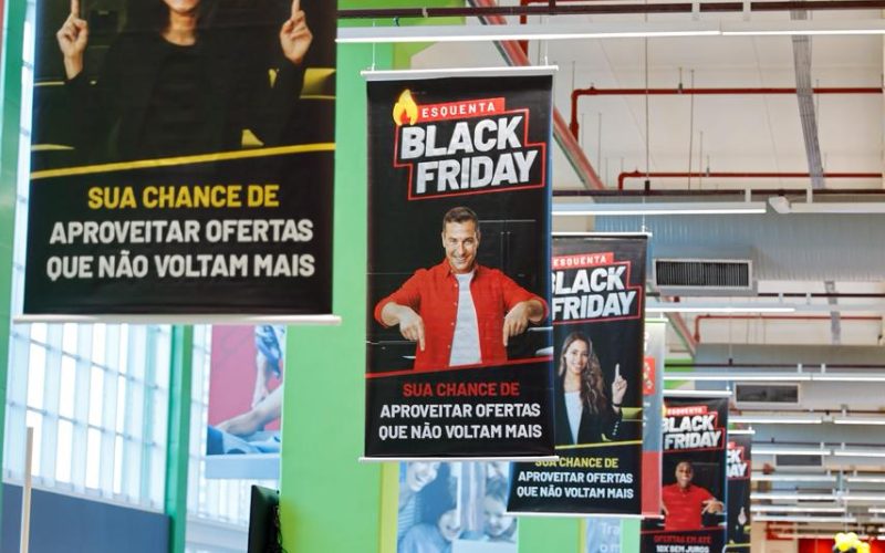 Ferreira Costa dá largada à Black Friday com descontos de até 60%