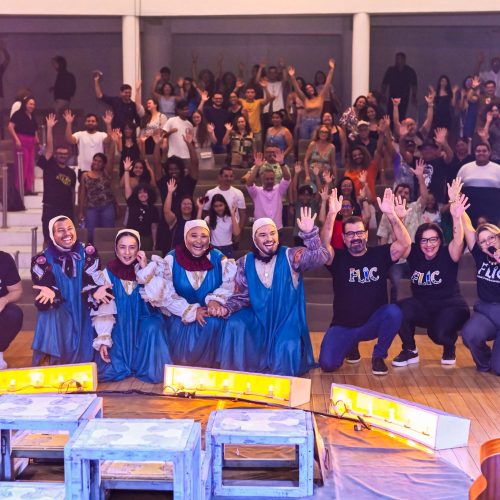 Espetáculo e apresentação musical marcam abertura do 5º FLIC, em Currais Novos