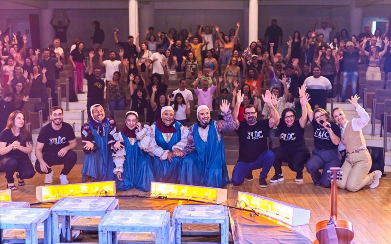 Espetáculo e apresentação musical marcam abertura do 5º FLIC, em Currais Novos