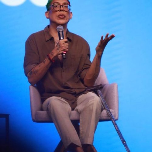 Ivan Baron debate papel da escola na valorização das diversidades no Seminário Crescendo Juntos