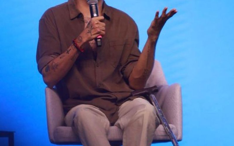 Ivan Baron debate papel da escola na valorização das diversidades no Seminário Crescendo Juntos