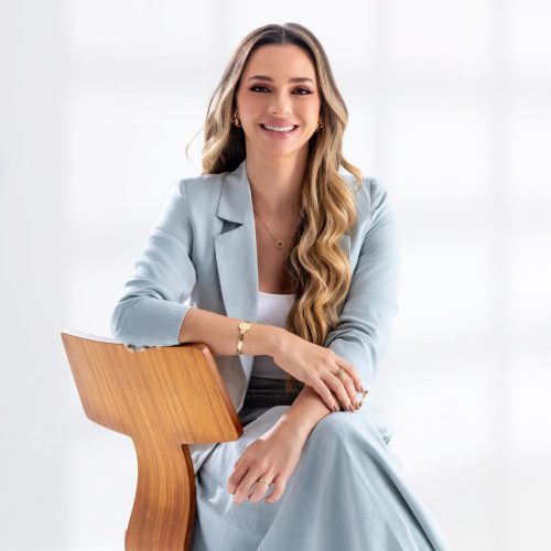 Reprodução assistida amplia chances de pessoas vivendo com HIV realizarem o sonho de ter filhos