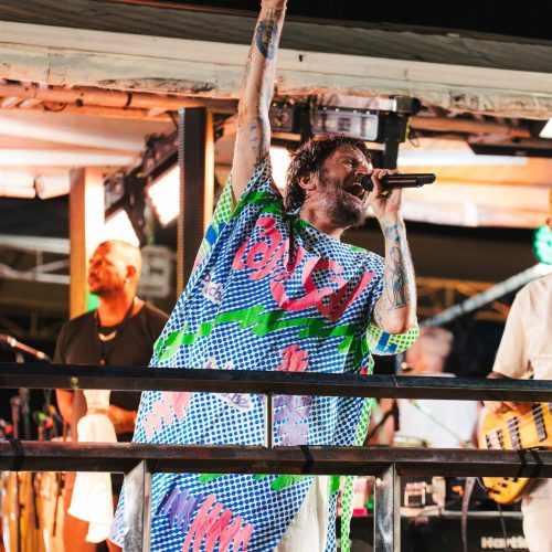 Com grande público e shows contagiantes, Cidade Carnatal abre primeira noite de folia