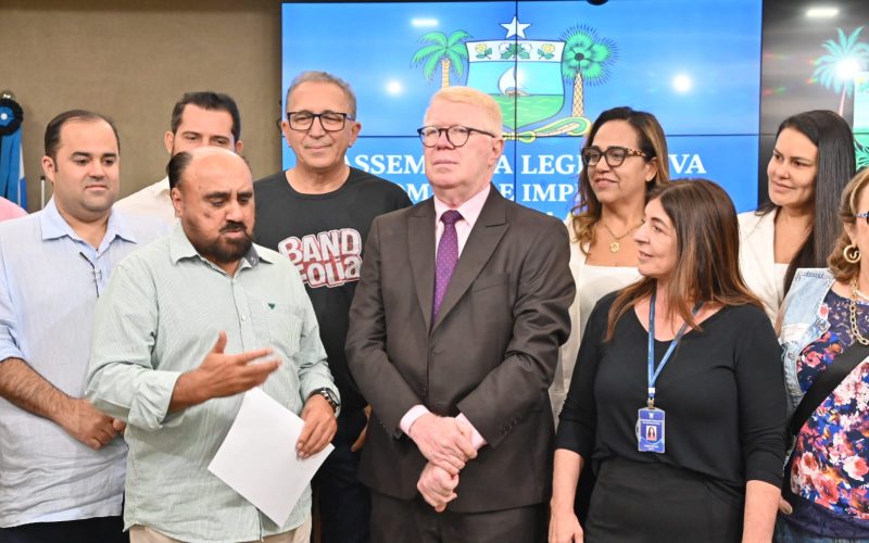 Jornalistas elegem Ubaldo Fernandes como Parlamentar do Ano na ALRN