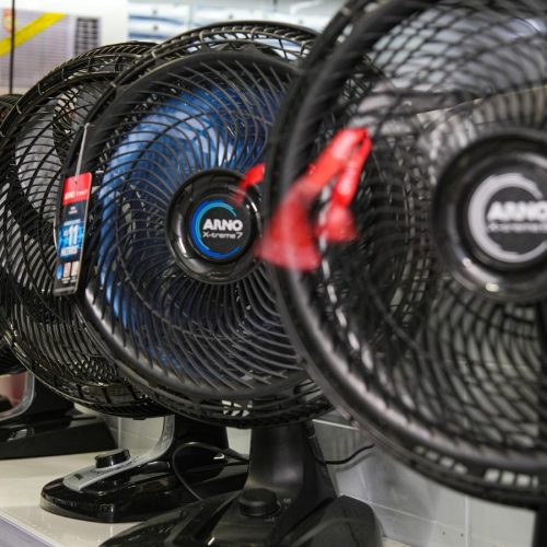 Ferreira Costa registra aumento de 30% na procura por itens para minimizar o calor no verão