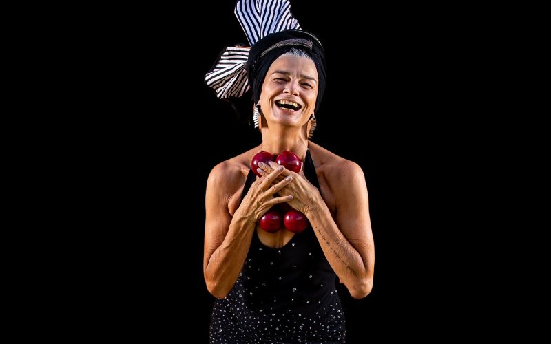 Sarau dos Afetos reúne música e poesia no Mahalila Café em Natal