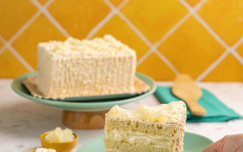 Abacaxi com Leite Condensado e Chocomoça são os Bolos do Mês da Sodiê em janeiro