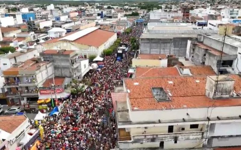 Carnaval de Caicó 2026: segundo dia promete multidão e economia aquecida