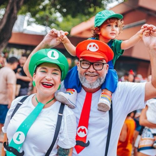 É hoje!!!!: Petrópolis Folia reúne baile infantil na Praça das Flores e cortejo até o Largo do Atheneu