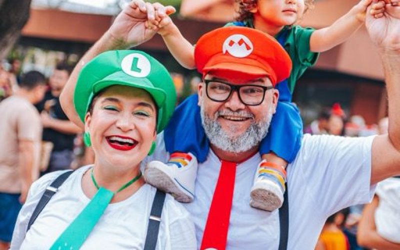 É hoje!!!!: Petrópolis Folia reúne baile infantil na Praça das Flores e cortejo até o Largo do Atheneu