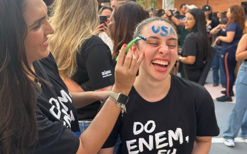 Escola de Natal se destaca por aprovações de estudantes em universidades internacionais