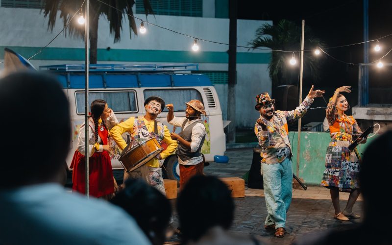 Kombinart promove oficinas artísticas e espetáculo em seis cidades do RN