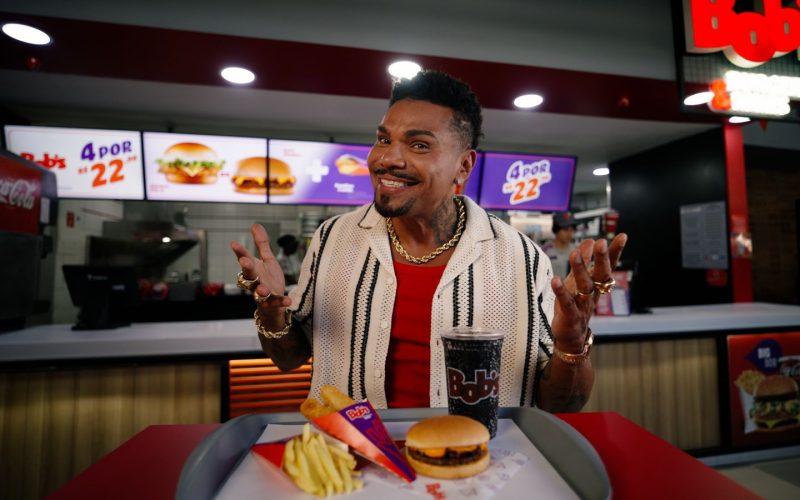 Com Naldo Benny e sósias de celebridades, Bob’s aposta no “inacreditável, mas real” em nova campanha