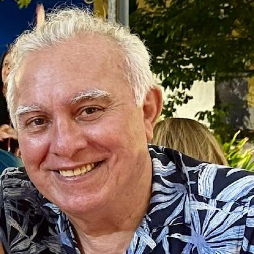 Minervino Wanderley lança o livro “Quero Meu Mundo de Volta!”