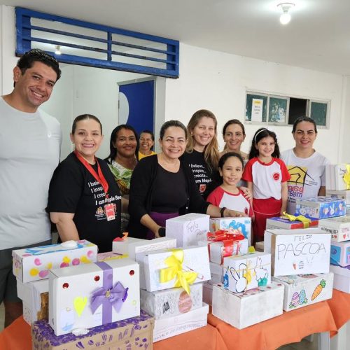 Shoe Box: alunos da Maple Bear Natal realizam entrega de presentes em ação alusiva à Páscoa