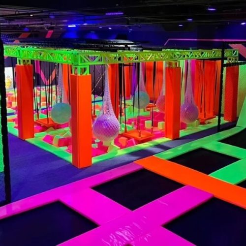 Natal Shopping promove ação especial para crianças com TEA na Vila Trampolim