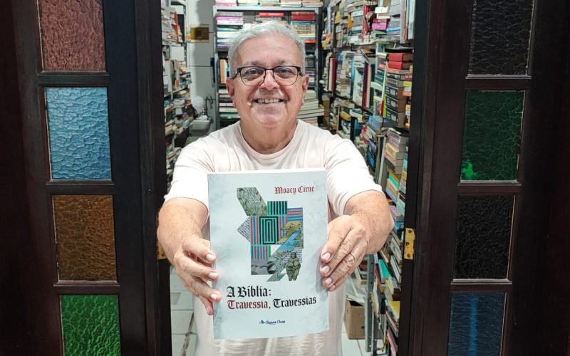 Livro inédito de Moacy Cirne sobre a Bíblia será lançado dia 30 em Natal