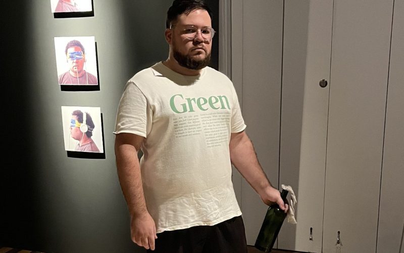 Artista Janderson Azevedo apresenta na Pinacoteca a sua primeira exposição individual