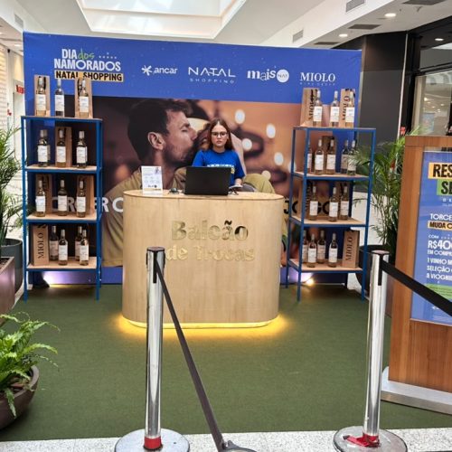 Natal Shopping presenteia clientes com vinho até o Dia dos Namorados