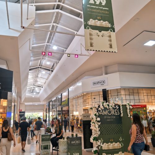 Dia dos Namorados deve aquecer o varejo e shoppings apostam em experiências para atrair clientes