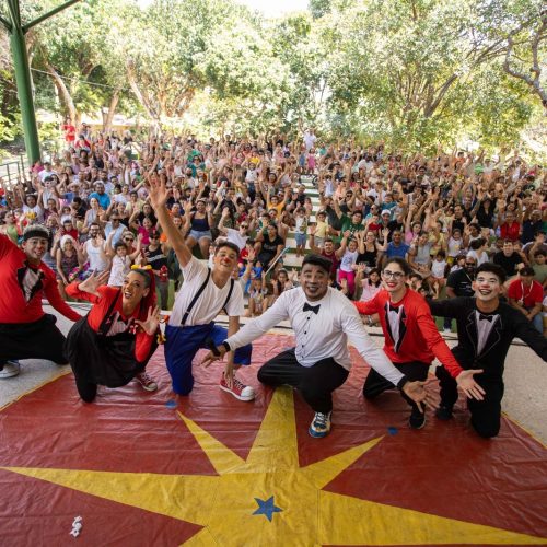 Os Ladrões de Sorrisos apresentam o espetáculo Tomara que dê certo no Parque das Dunas