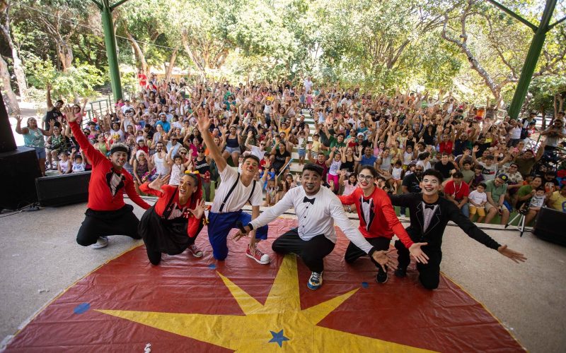 Os Ladrões de Sorrisos apresentam o espetáculo Tomara que dê certo no Parque das Dunas