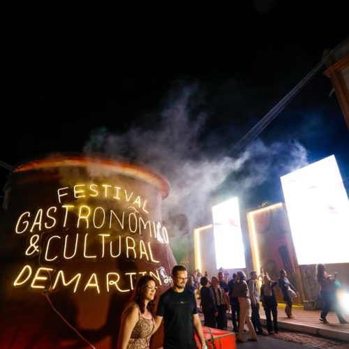 Martins abre festival que celebra sabores, cultura e a força do turismo potiguar