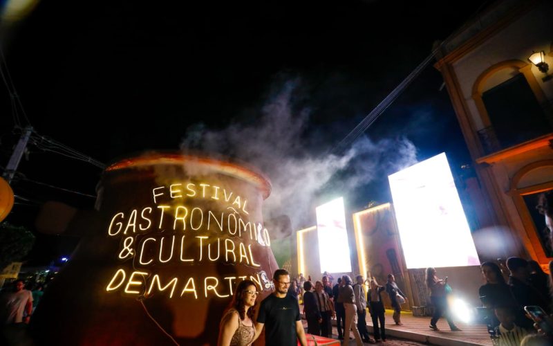 Martins abre festival que celebra sabores, cultura e a força do turismo potiguar
