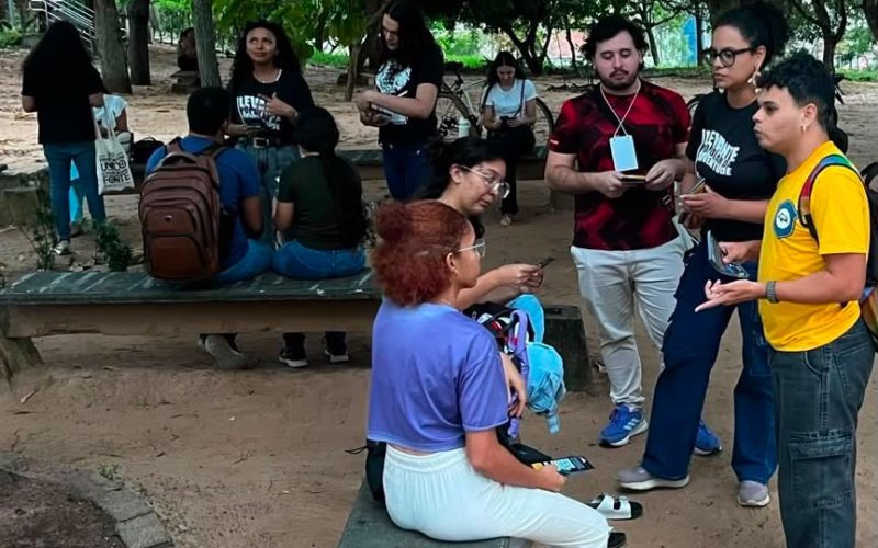 Estar longe de casa não é motivo para ficar sem votar. Confira como pedir o voto em trânsito