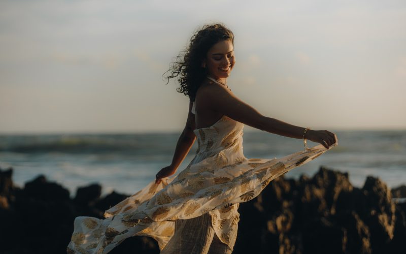 Cantora Dani Cruz realiza circulação do show do seu primeiro álbum “Canto de Sol”