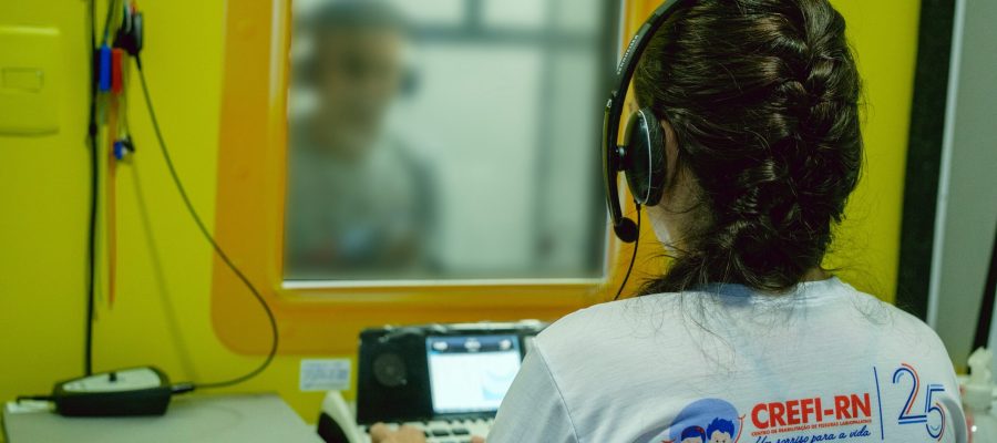 Hospital Infantil Varela Santiago promove ação para ampliar tratamento de fissuras labiopalatais no RN