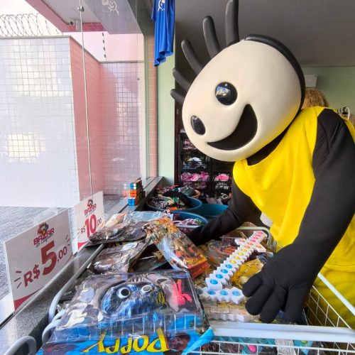 R$ 5 e R$ 10: Casa Durval Paiva promove bazar com preços fixos para o Dia das Crianças