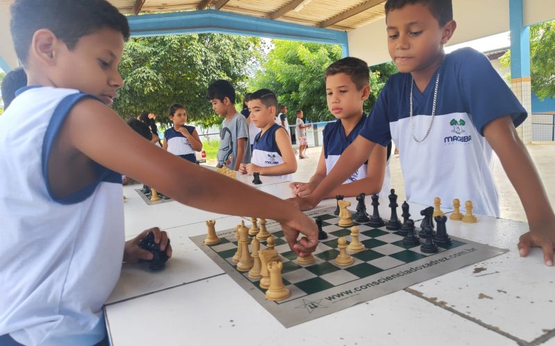 Projeto Xadrez nas Escolas beneficia 1200 alunos da rede municipal de Macaíba