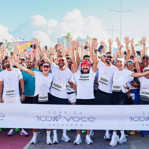 Bell Marques celebra seu aniversário na Corrida 100% Você em Salvador