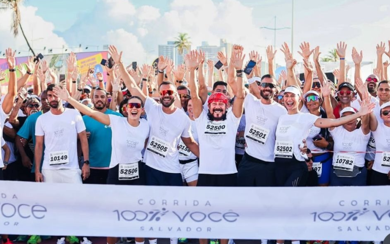 Bell Marques celebra seu aniversário na Corrida 100% Você em Salvador
