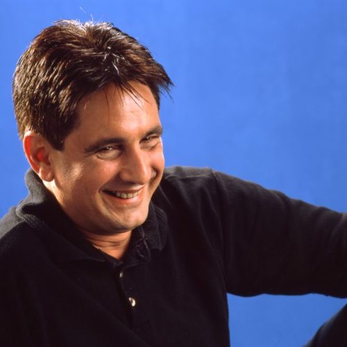 Biafra volta a Natal com a turnê “Novelas” no especial dos 30 anos do Projeto Seis e Meia