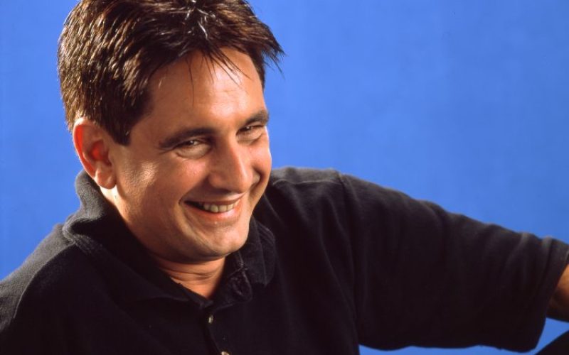 Biafra volta a Natal com a turnê “Novelas” no especial dos 30 anos do Projeto Seis e Meia