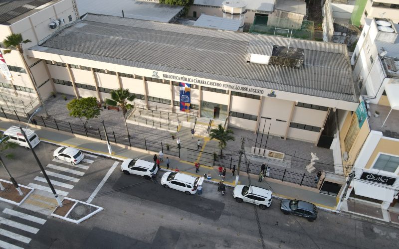 Clube de Leitura retoma atividades na Biblioteca Estadual Câmara Cascudo